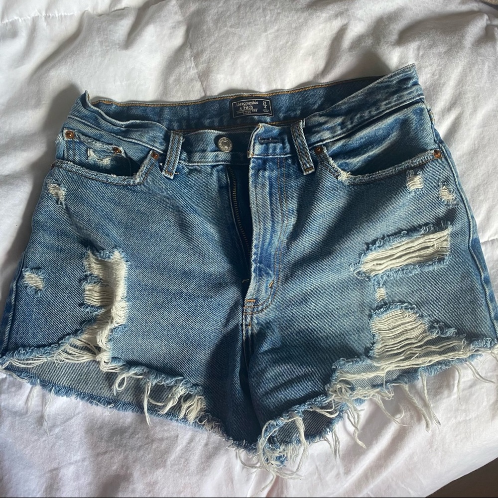 A&F Annie High Rise Shorts